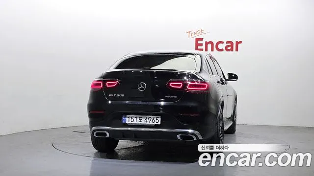 Mercedes-Benz GLC-Class 2023 — фото 4