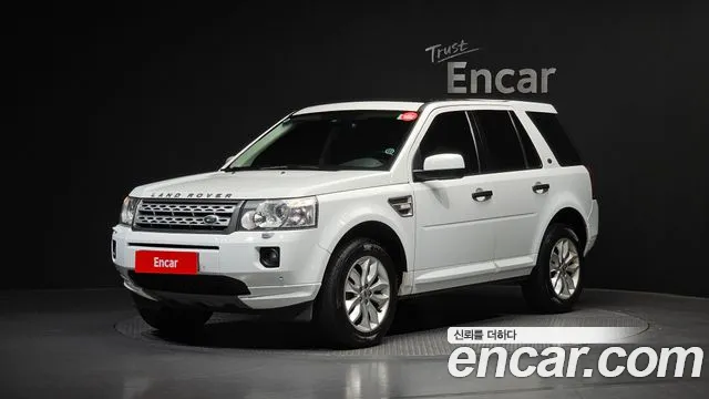 Land Rover Freelander 2011 — фото 1