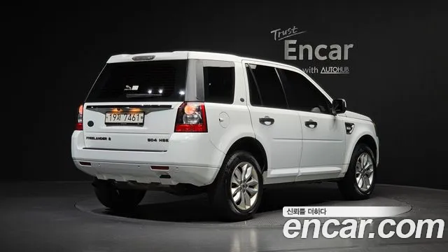 Land Rover Freelander 2011 — фото 2