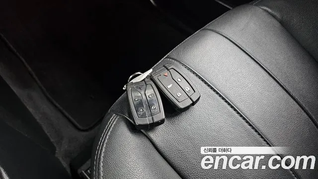Land Rover Freelander 2011 — фото 18