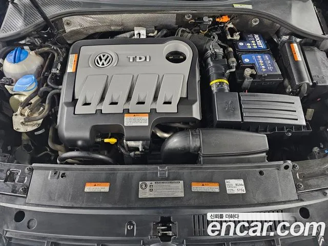 Volkswagen Passat 2014 — фото 19