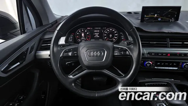 Audi Q7 2019 — фото 13