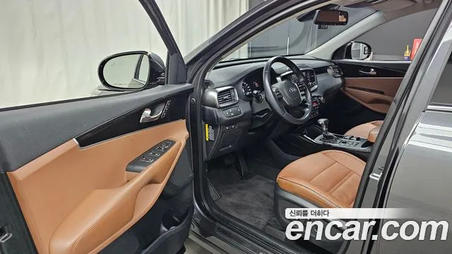 Kia Sorento 2018 — фото 10