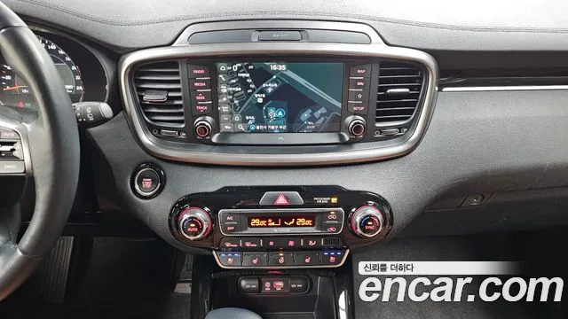Kia Sorento 2018 — фото 16