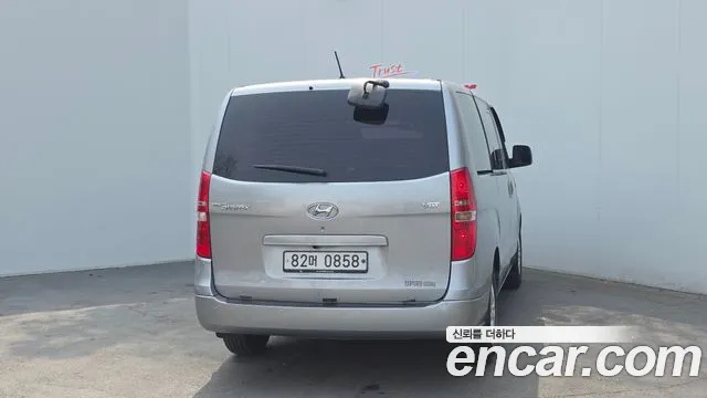 Hyundai Starex 2019 — фото 4