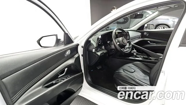 Hyundai AVANTE 2022 — фото 11