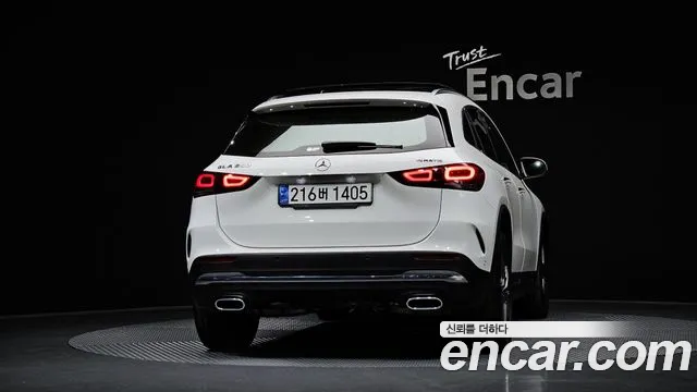 Mercedes-Benz GLA-Class 2023 — фото 4