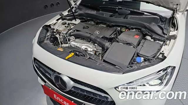 Mercedes-Benz GLA-Class 2023 — фото 6