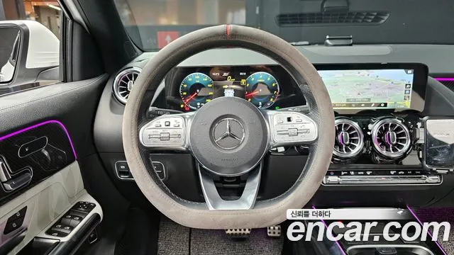 Mercedes-Benz GLA-Class 2023 — фото 13