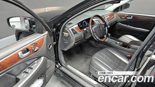 Hyundai Equus 2012 — фото 12