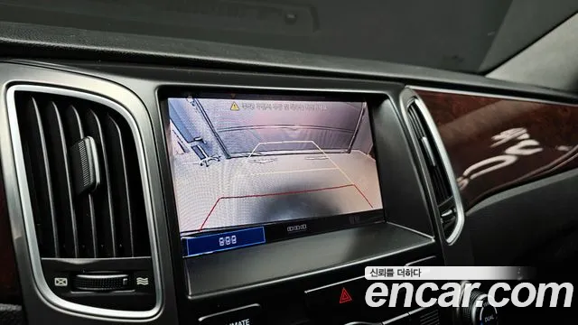 Hyundai Equus 2012 — фото 15