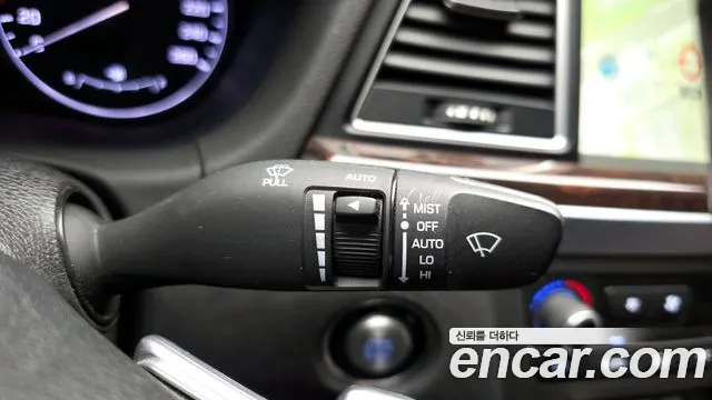 Hyundai Genesis 2016 — фото 16