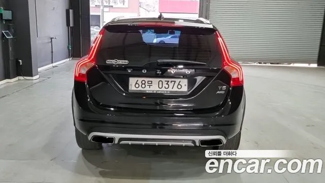 Volvo V60 2016 — фото 4