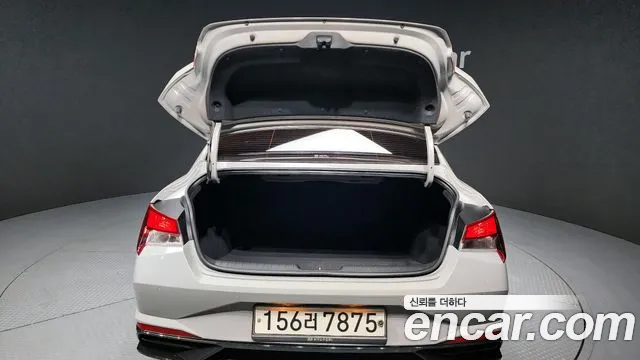 Hyundai AVANTE 2021 — фото 20
