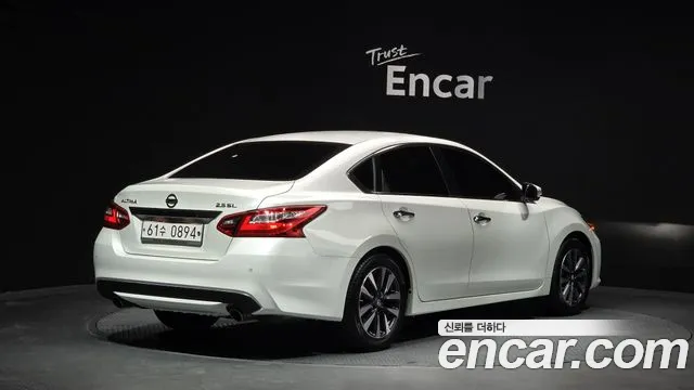 Nissan Altima 2017 — фото 2