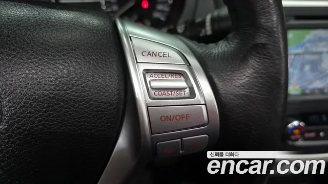 Nissan Altima 2017 — фото 18