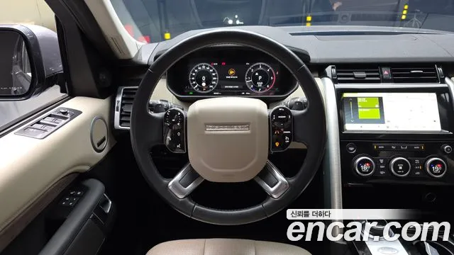 Land Rover Discovery 2020 — фото 13