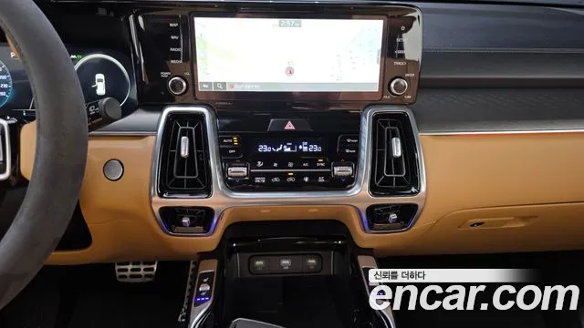Kia Sorento 2022 — фото 16