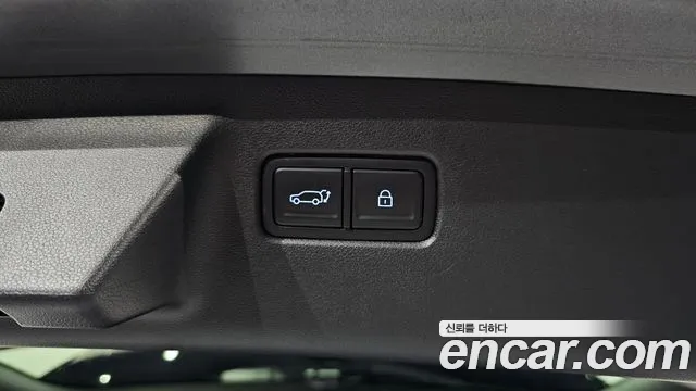 Hyundai Santafe 2024 — фото 20