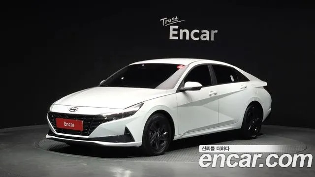 Hyundai AVANTE 2023 — фото 1