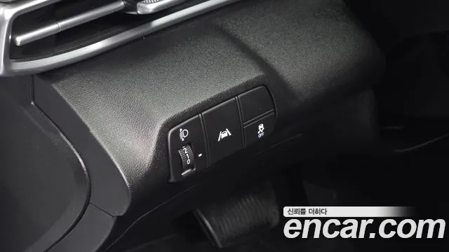 Hyundai AVANTE 2023 — фото 16