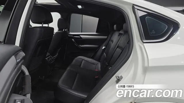 BMW X4 2015 — фото 12
