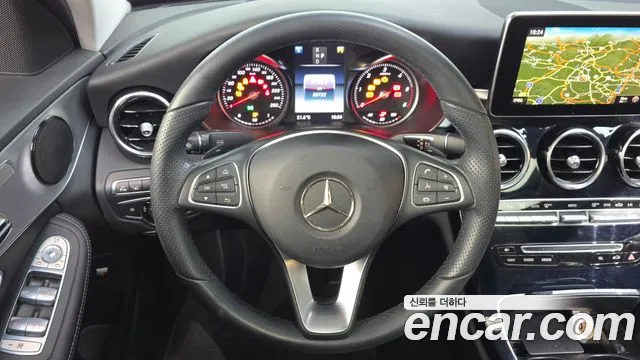 Mercedes-Benz C-Class 2017 — фото 12