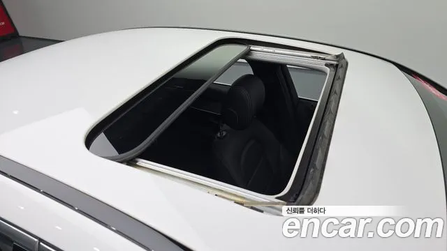 Mercedes-Benz C-Class 2017 — фото 18