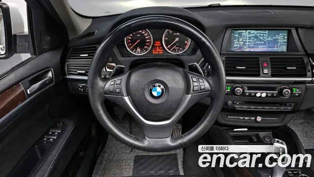 BMW X6 2014 — фото 13