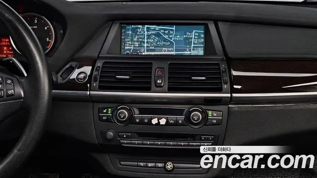 BMW X6 2014 — фото 14