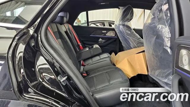 Mercedes-Benz GLE-Class 2026 — фото 12