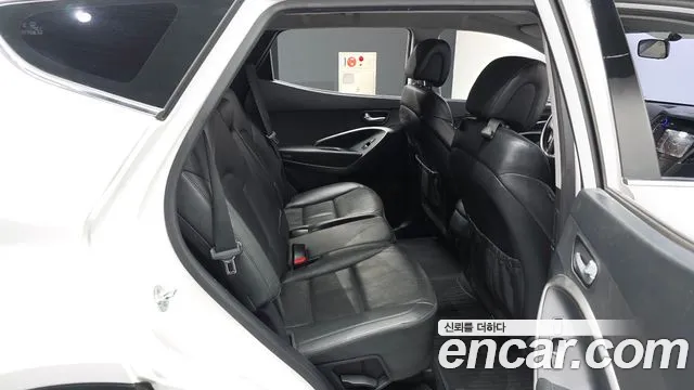Hyundai Santafe 2016 — фото 12