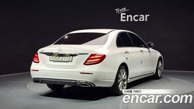 Mercedes-Benz E-Class 2018 — фото 2