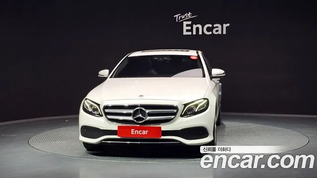 Mercedes-Benz E-Class 2018 — фото 3