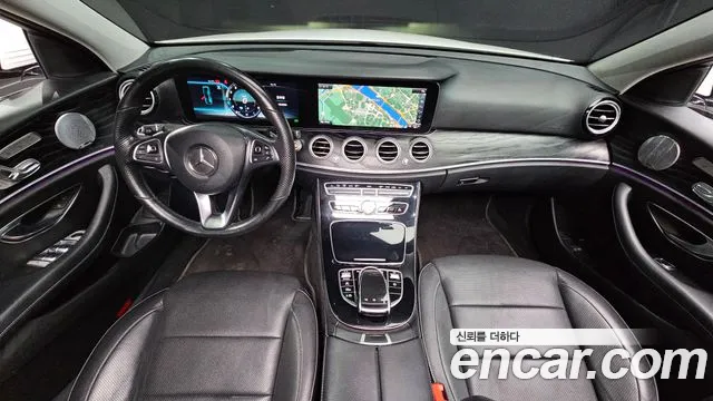 Mercedes-Benz E-Class 2018 — фото 7