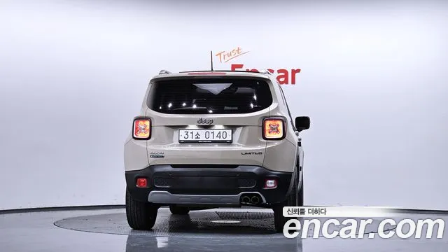Jeep Renegade 2016 — фото 4