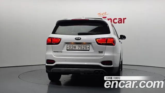 Kia Sorento 2018 — фото 4