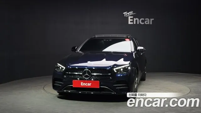 Mercedes-Benz E-Class 2023 — фото 3