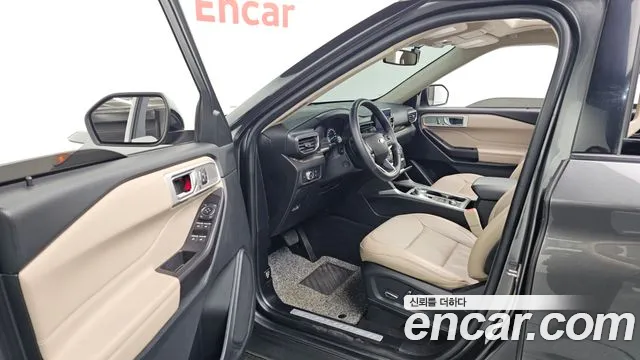 Ford Explorer 2020 — фото 10
