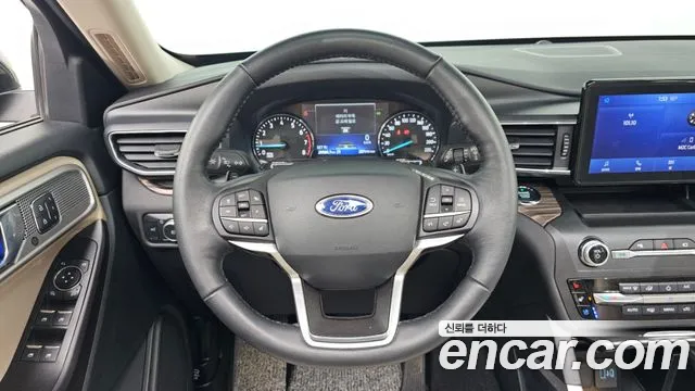 Ford Explorer 2020 — фото 14