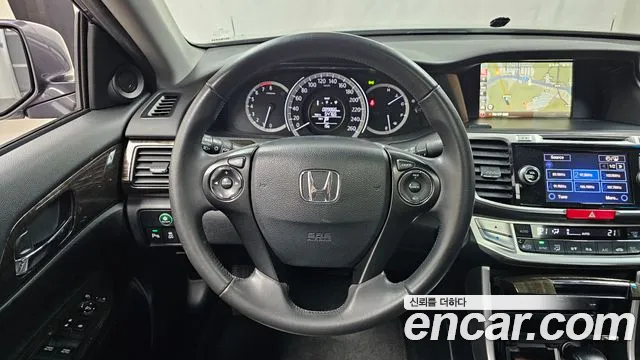 Honda Accord 2014 — фото 13