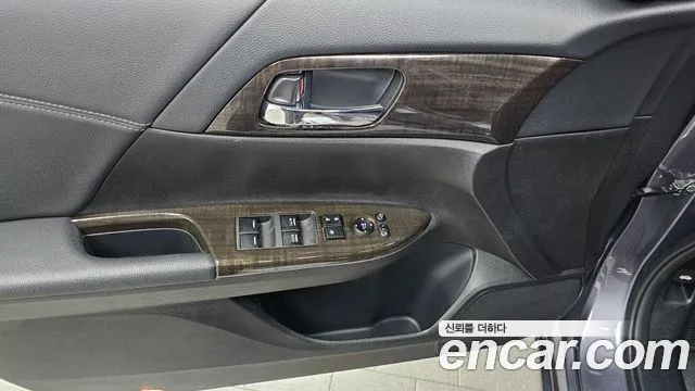 Honda Accord 2014 — фото 14