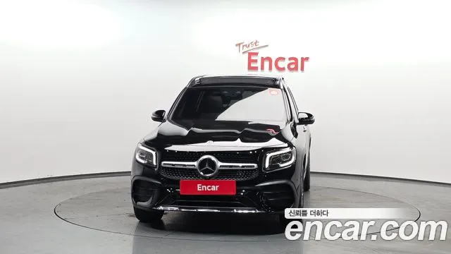 Mercedes-Benz GLB-Class 2022 — фото 3