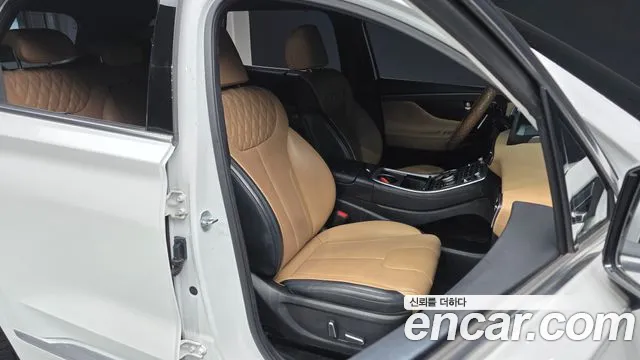 Hyundai Santafe 2021 — фото 10