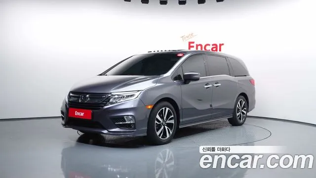 Honda Odyssey 2019 — фото 1