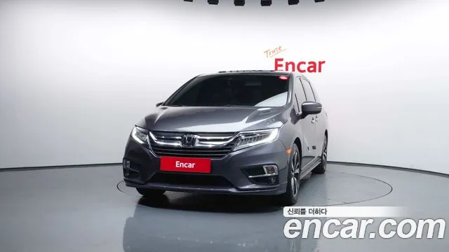 Honda Odyssey 2019 — фото 3