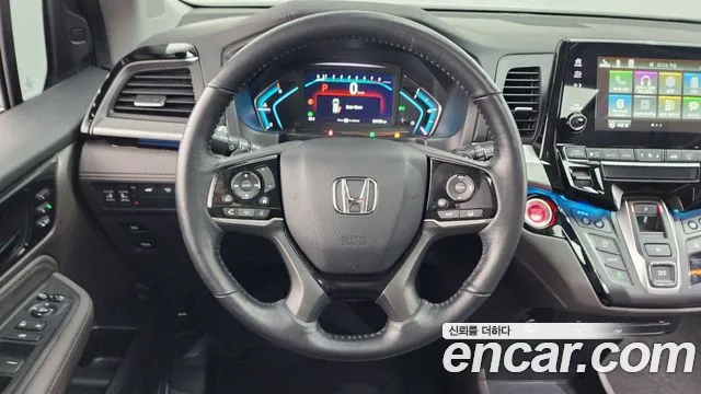 Honda Odyssey 2019 — фото 13