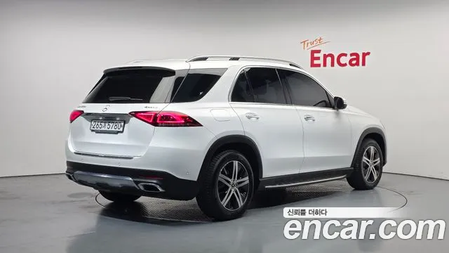 Mercedes-Benz GLE-Class 2019 — фото 2