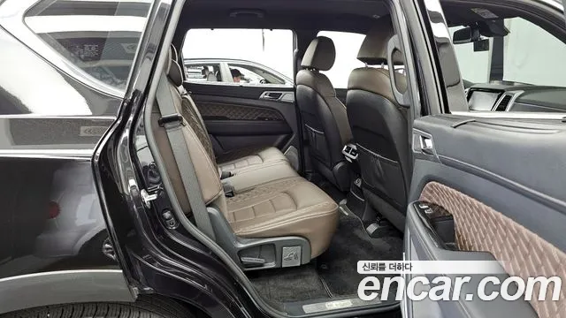 KG_Mobility_Ssangyong Rexton 2023 — фото 12