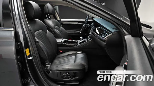 Genesis G90 2019 — фото 16